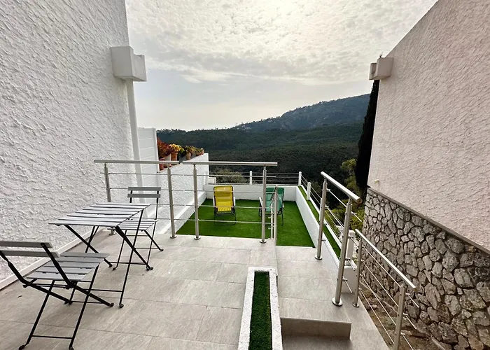 Sublime With Large Terrace And Pool 公寓 Mandelieu